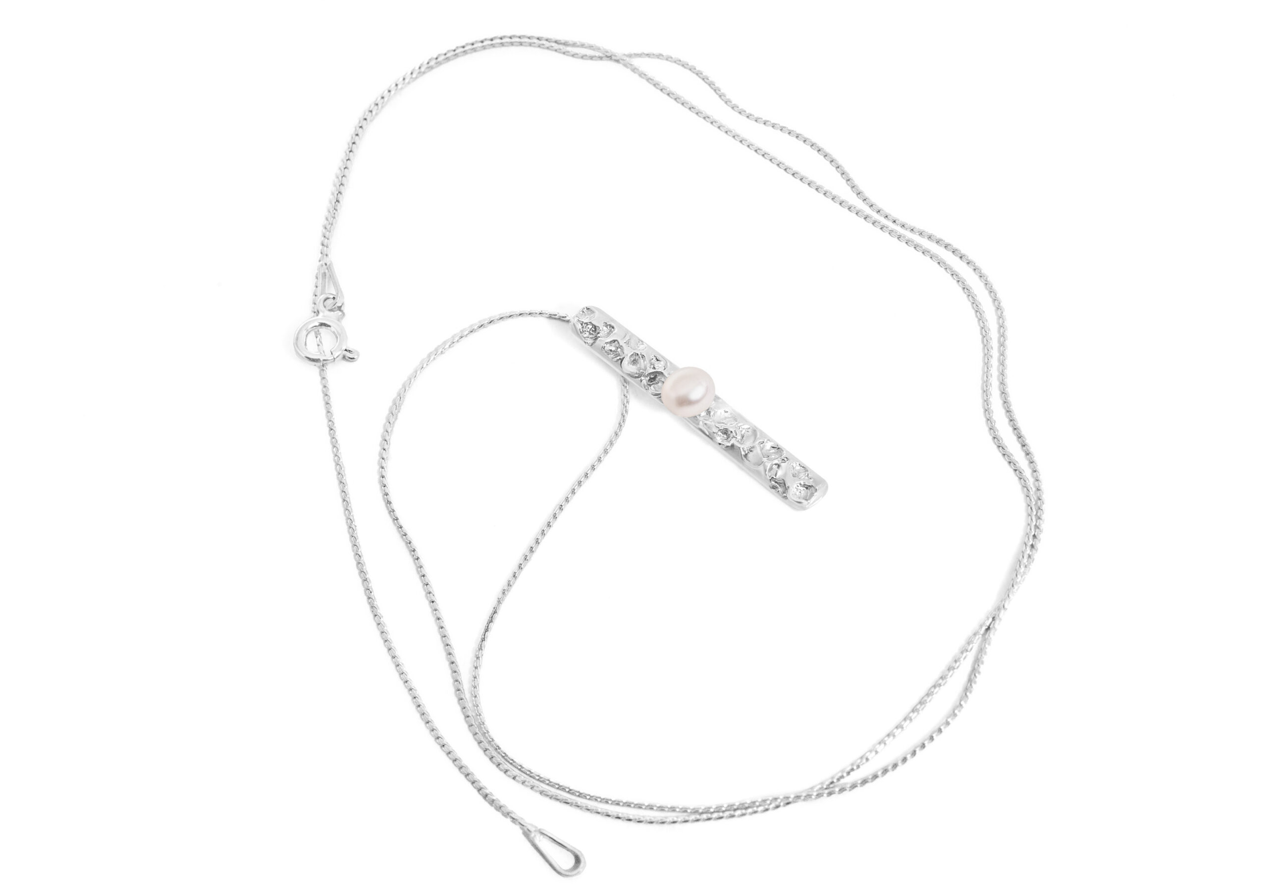 2730_damsky-minimalisticky-nahrdelnik-aqua-kapky-s-perlou