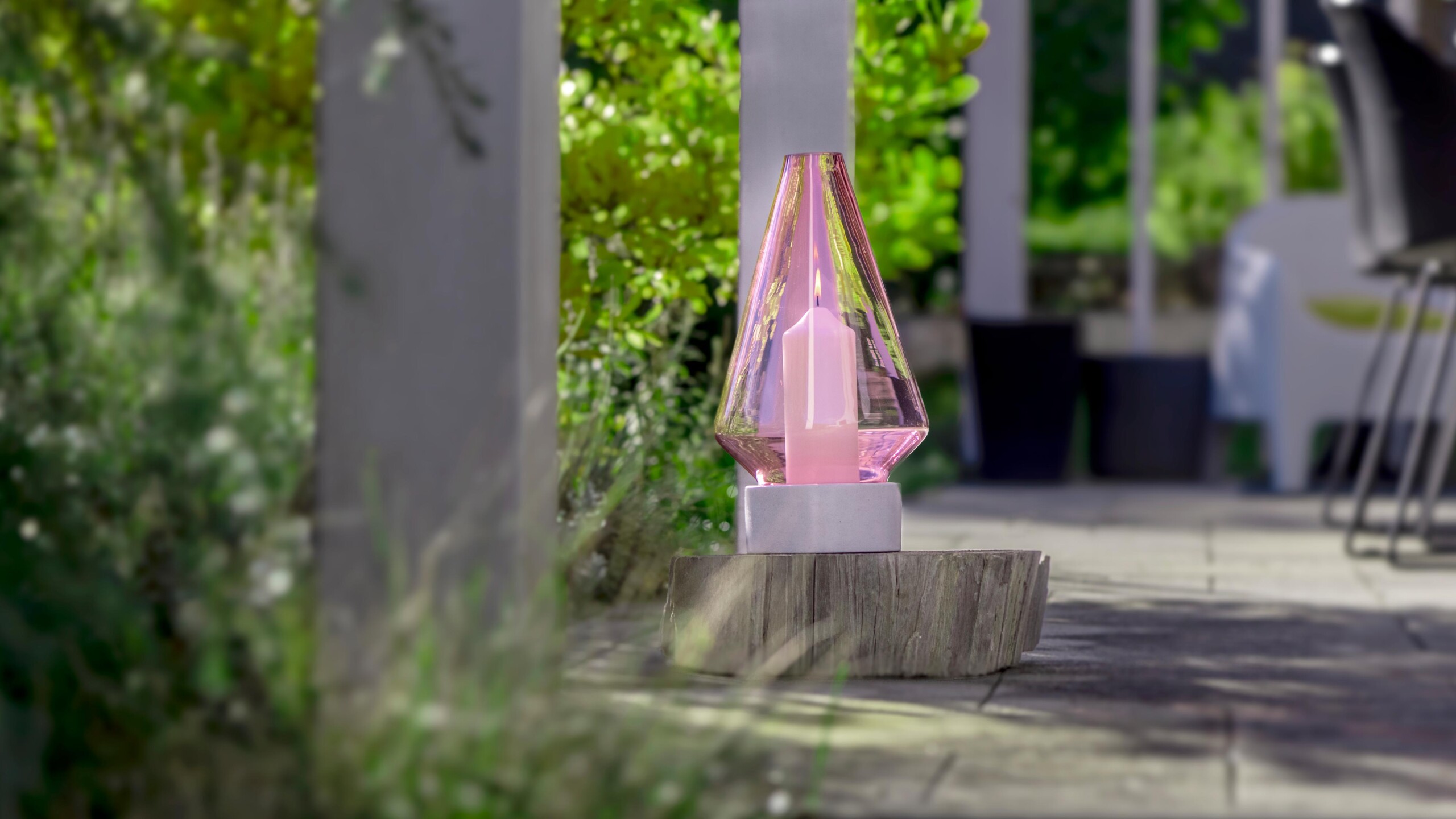 _NZZ6332-Petroleum-PINK_16_9